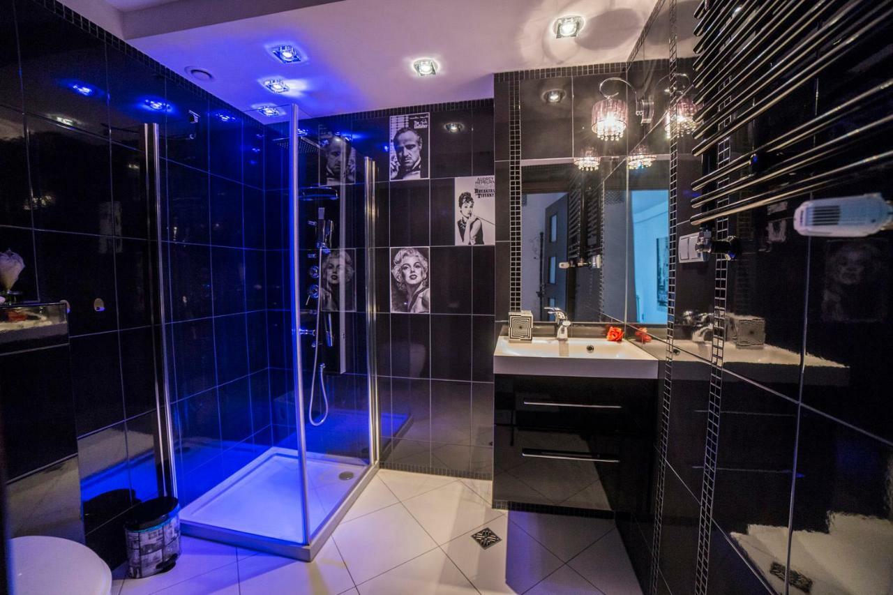 Top Apartamenty كيلتشي الغرفة الصورة